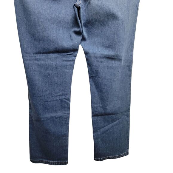 St. John's Bay Straight Leg Light Wash Jeans 12 Petite - Picture 6 of 9